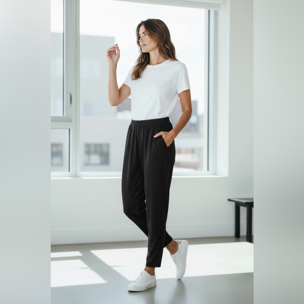 Versatile Black Elastic Waist Parachute Pants